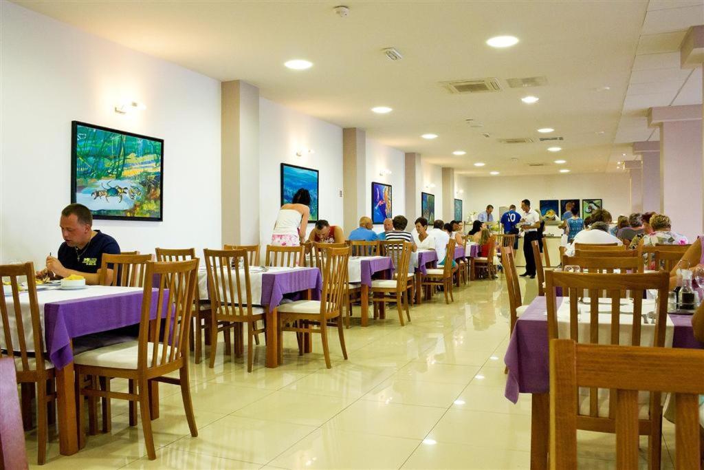 Hotel Sirena Podgora Eksteriør billede
