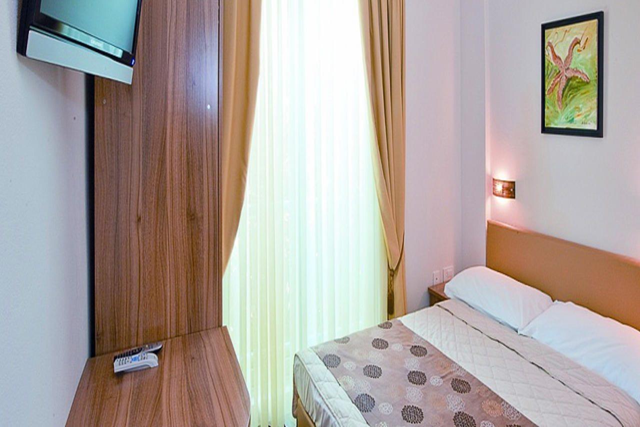 Hotel Sirena Podgora Eksteriør billede