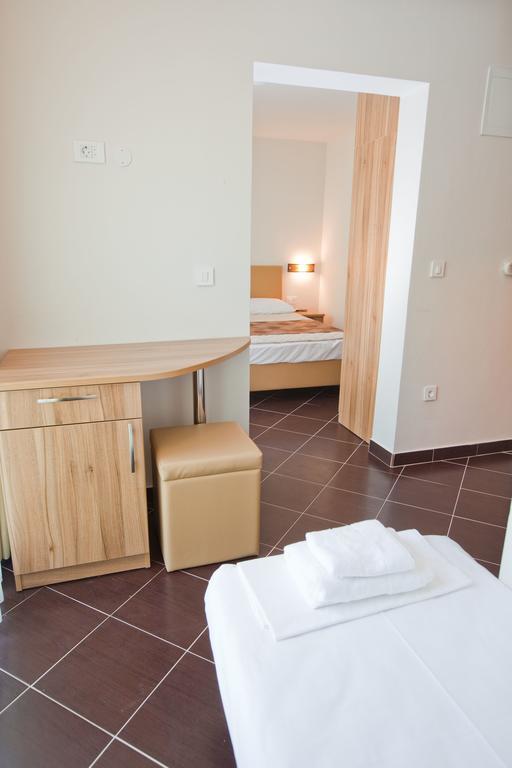 Hotel Sirena Podgora Eksteriør billede